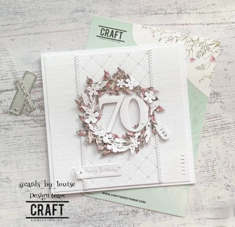 Classic Wreath Die (Includes Elements) - craftaddictionuk.com